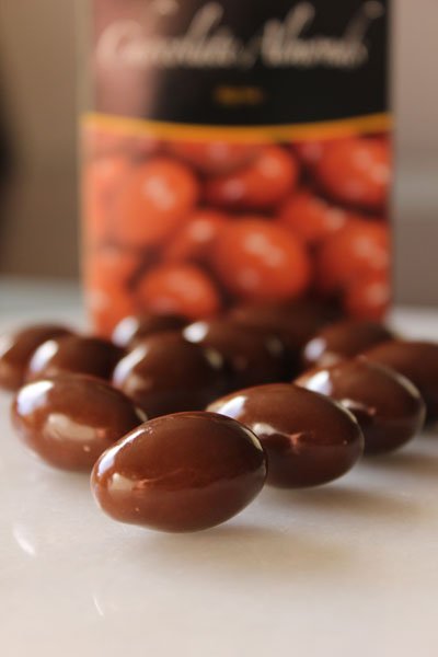 Chocolate-almonds-wholesale-NZ-Whistler-Foods